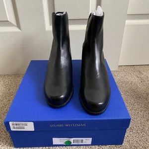 Stuart weitzman black leather bootie easyon reserve size 9 nwt